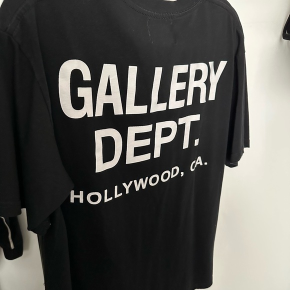 Gallery Department T-shirt unisex size M